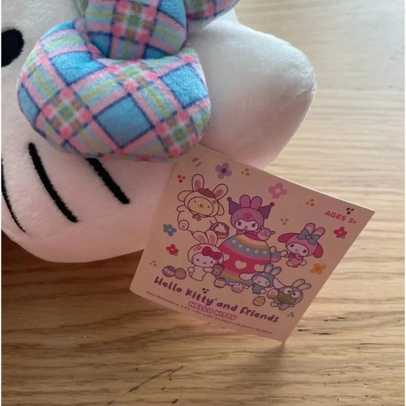 🆕 Hello Kitty Plush 8in🆕 - Picture 4 of 5